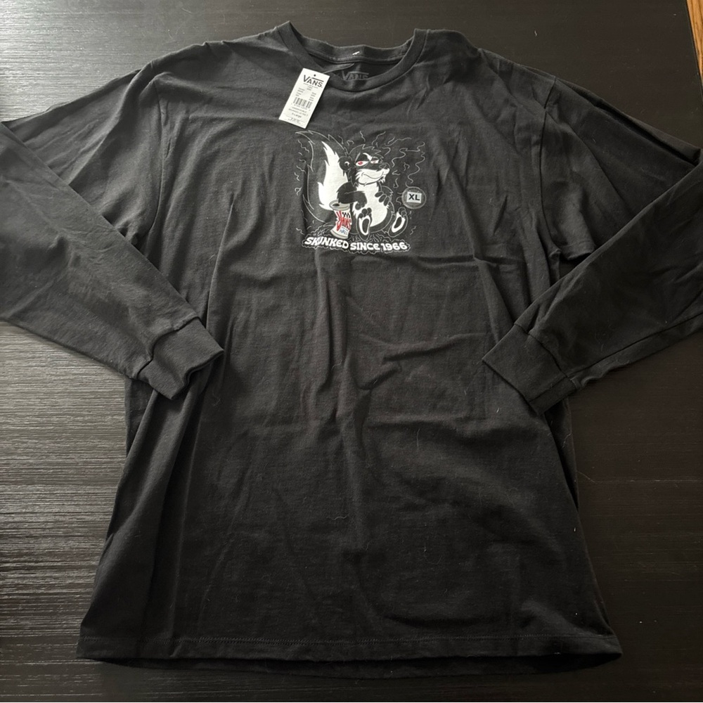 VANS Black Skunked Since 1966 Skater Classic Fit Graphic Long Sleeve Tee NEW